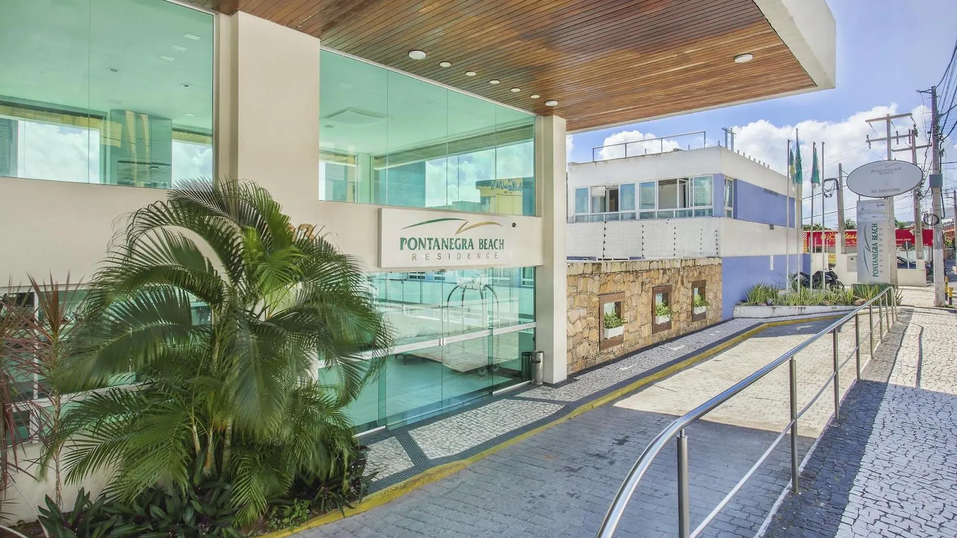 Hotel SoleMar Flats: Beachfront Apartment with Exclusive Wi-Fi Natal Brazil